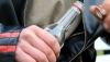 Мужчина вынес из супермаркета бутылку водки, угрожая охраннику газовым баллончиком