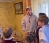 Калужская семья, усыновившая 6 детей с Донбасса, получила фургон подарков от Димы Билана
