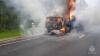 Груженый грузовик сгорел на калужской трассе