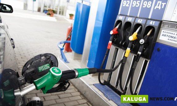 Бензин в США подешевел до 79 центов за литр