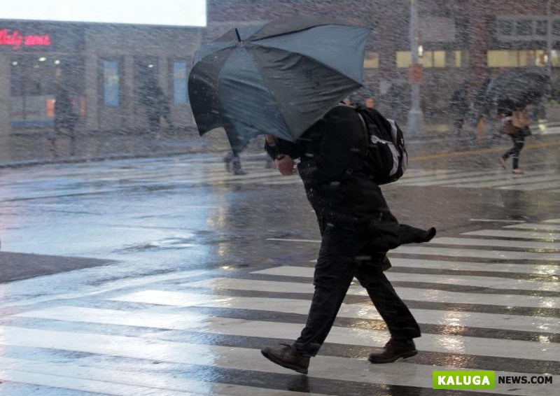 МЧС объявило штормовое предупреждение в Калуге