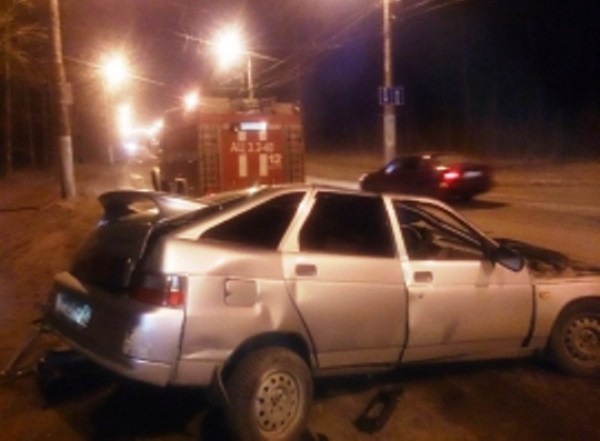 В Калуге угонщик разбился на краденой машине через пару часов