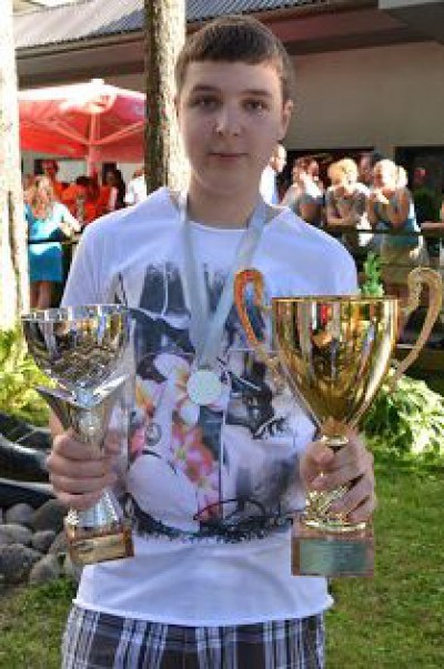 Юный калужанин взял "золото" на чемпионате Европы по стоклеточным шашкам