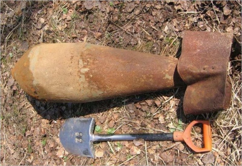 В Думиничском районе обнаружена авиационная бомба времен ВОВ  