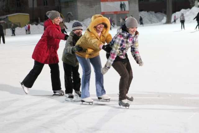 Где можно покататься на коньках в Калуге? Полный список бесплатных катков