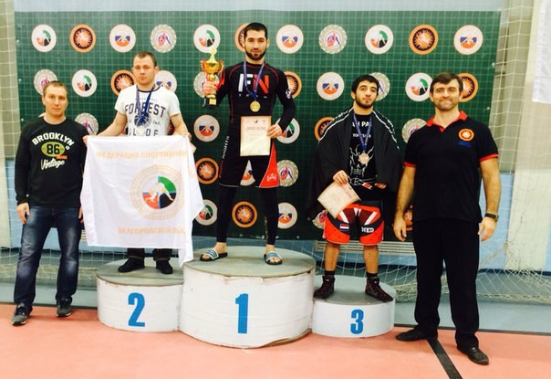 Борец из Калуги Аловсет Мамиев завоевал золотую медаль на чемпионате по грэпплингу