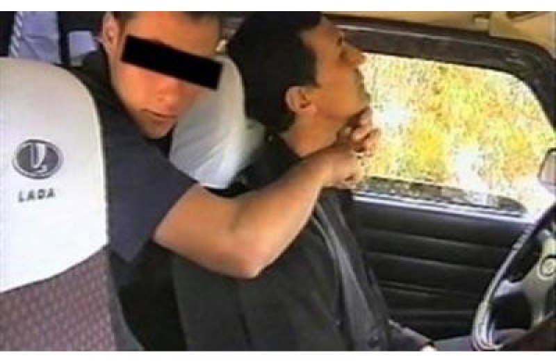 В Калуге грабитель напал на таксиста с канцелярским ножом