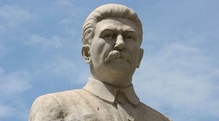 В Калуге предлагают установить памятник Сталину