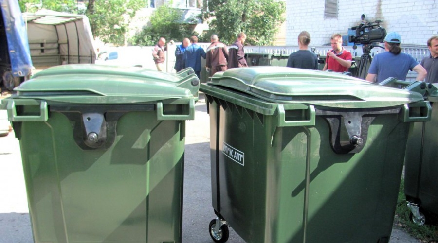 К 1 сентября 25 школ Калуги оснастят контейнерами для раздельного сбора мусора