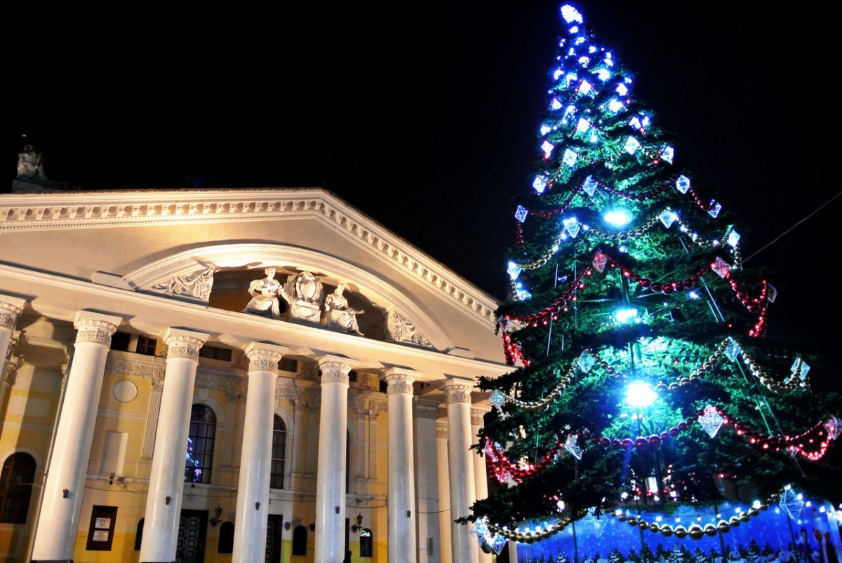 На что пойдут 15 миллионов рублей, предназначенные на  украшение Калуги  к Новому году?