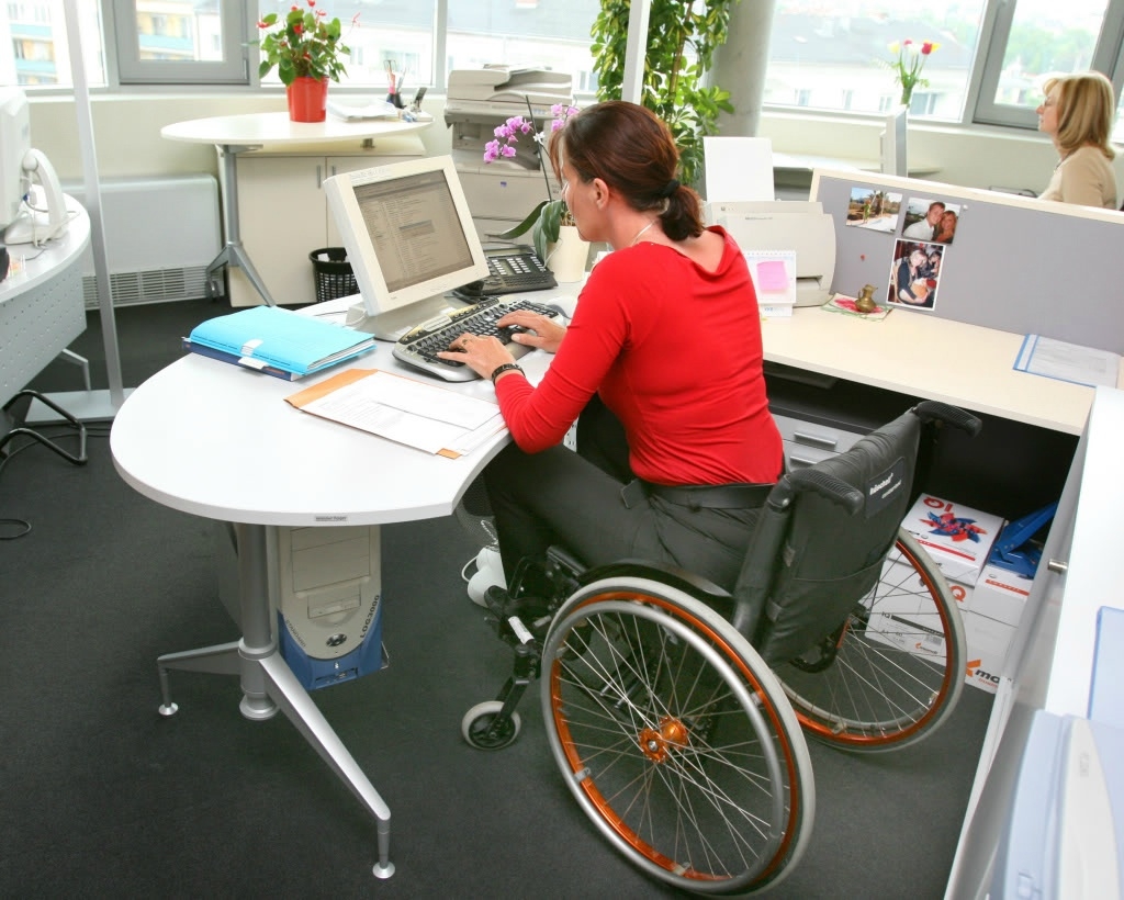 В Калужской области трудоустроен каждый третий инвалид