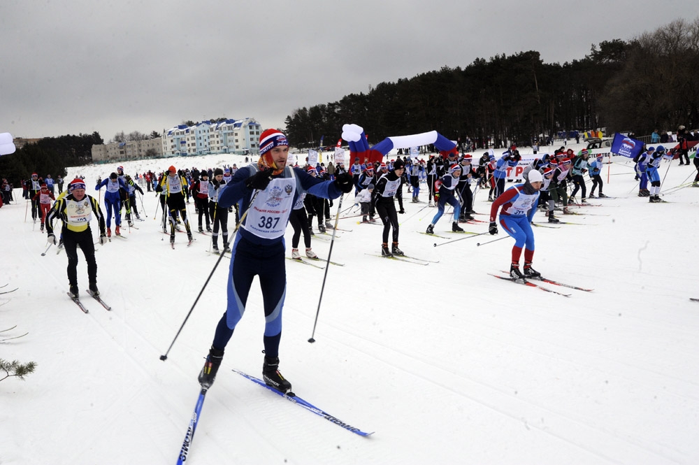 Всероссийская гонка «Лыжня России» собрала в Калуге более 4 тысяч участников