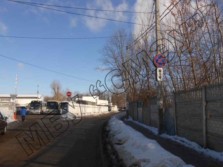 На улице Товарной в Калуге запретили остановку