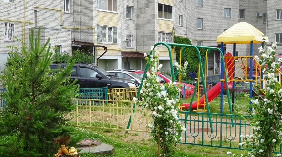 Более 60 детских площадок построят в Калуге в течение года
