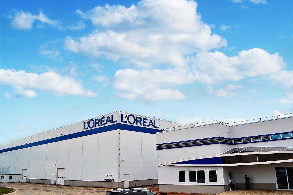 L'Oreal приостановит инвестиции в свое производство в Калужской области