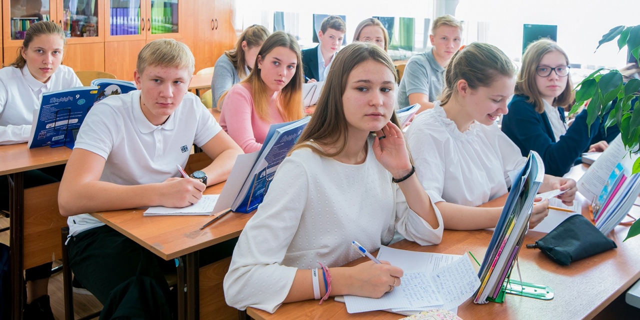 Всероссийские проверочные работы в школах перенесли на осень из-за COVID