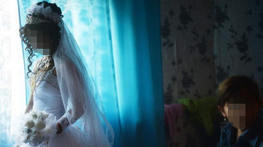 В Калуге вышла замуж 15-летняя девочка