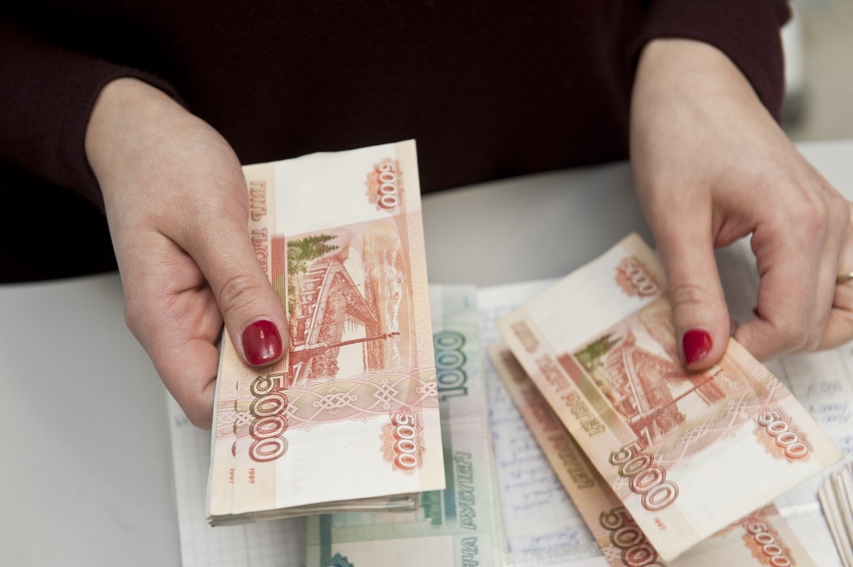 В 2023 году средняя зарплата калужан вырастет до 58 тысяч рублей
