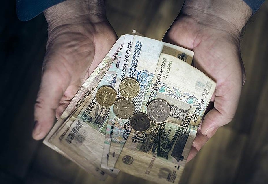 16 процентов калужан получают зарплату ниже 20.000 рублей 