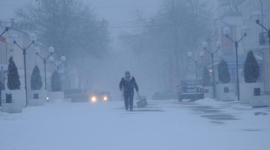 МЧС предупреждает: В Калугу идут сильный снегопад и гололедица!