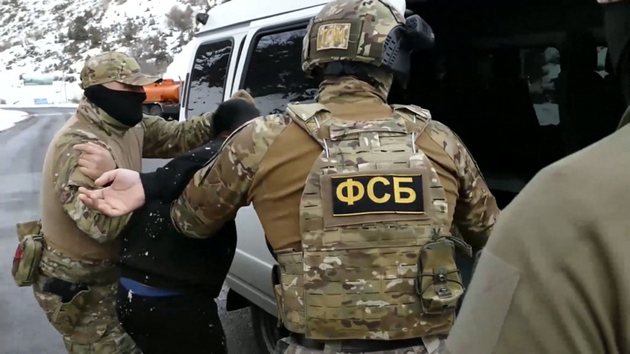В Калужской области ФСБ задержала подпольных оружейников