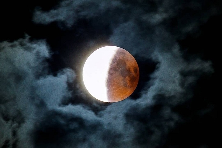 Калужане 5 мая увидят полутеневое лунное затмение