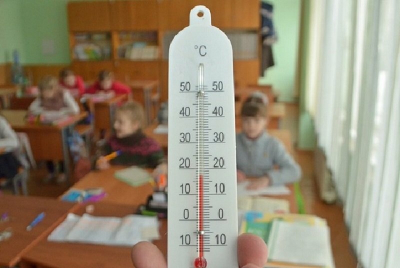 В калужских садах и школах, где мёрзнут дети, разрешили использовать отопительные приборы