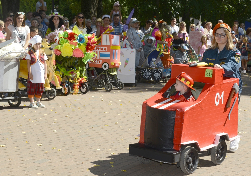 В Калуге прошел традиционный Парад колясок