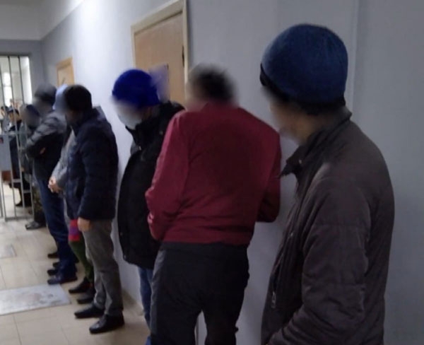 Полиция провела рейд по общежитиям с мигрантами в Обнинске