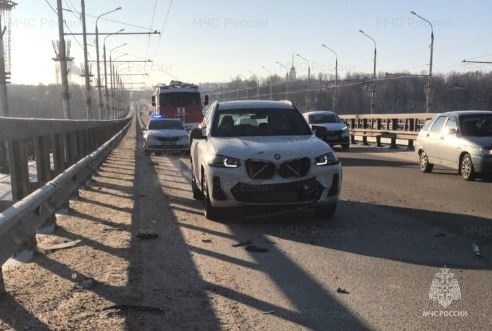 10-летняя девочка пострадала в ДТП на Гагаринском мосту